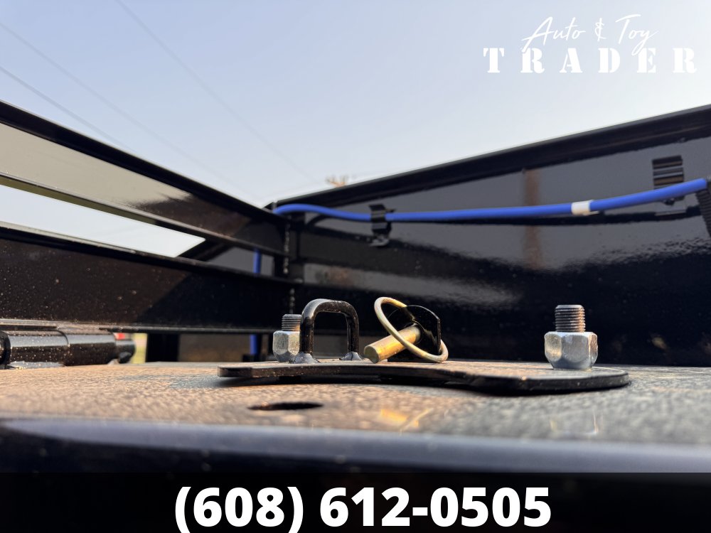 2027 Load Trail 102X30 Gooseneck Deckover Trailer