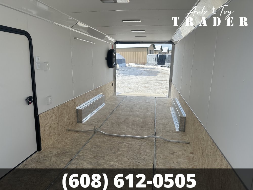 2026 LEGEND 8X24 DELUXE SNOW