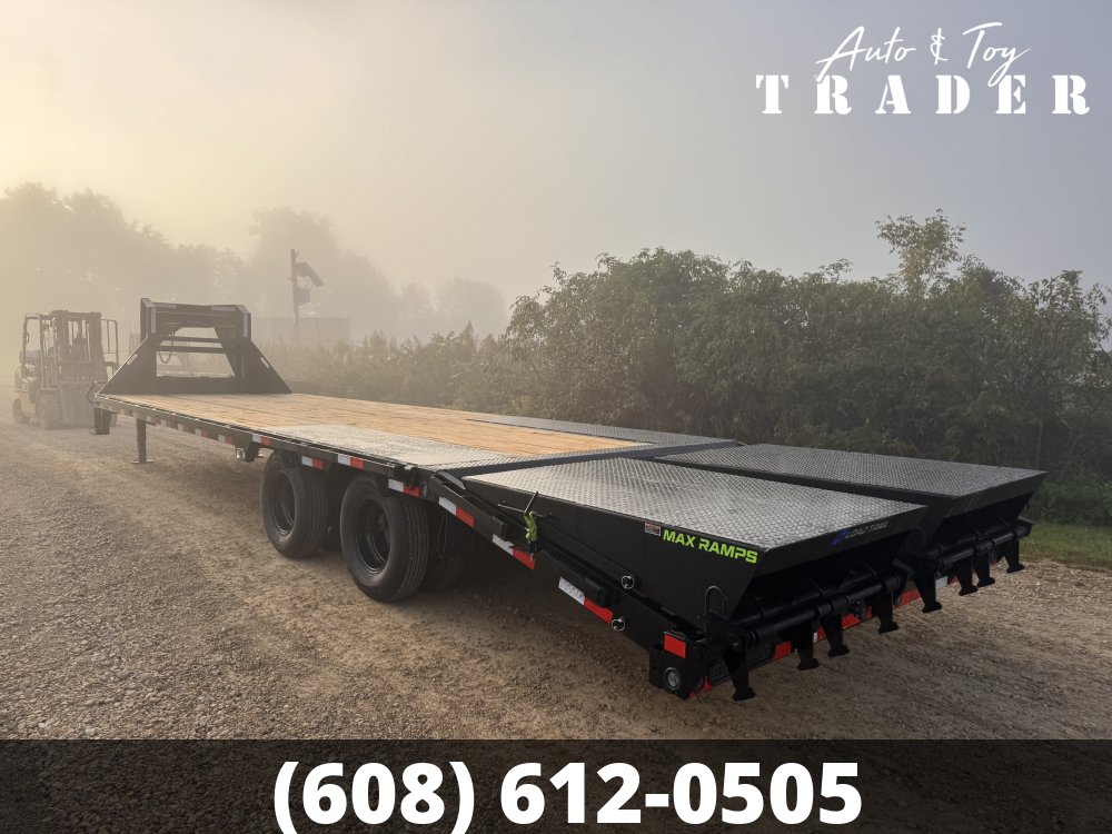 2027 Load Trail 102X30 Gooseneck Deckover Trailer