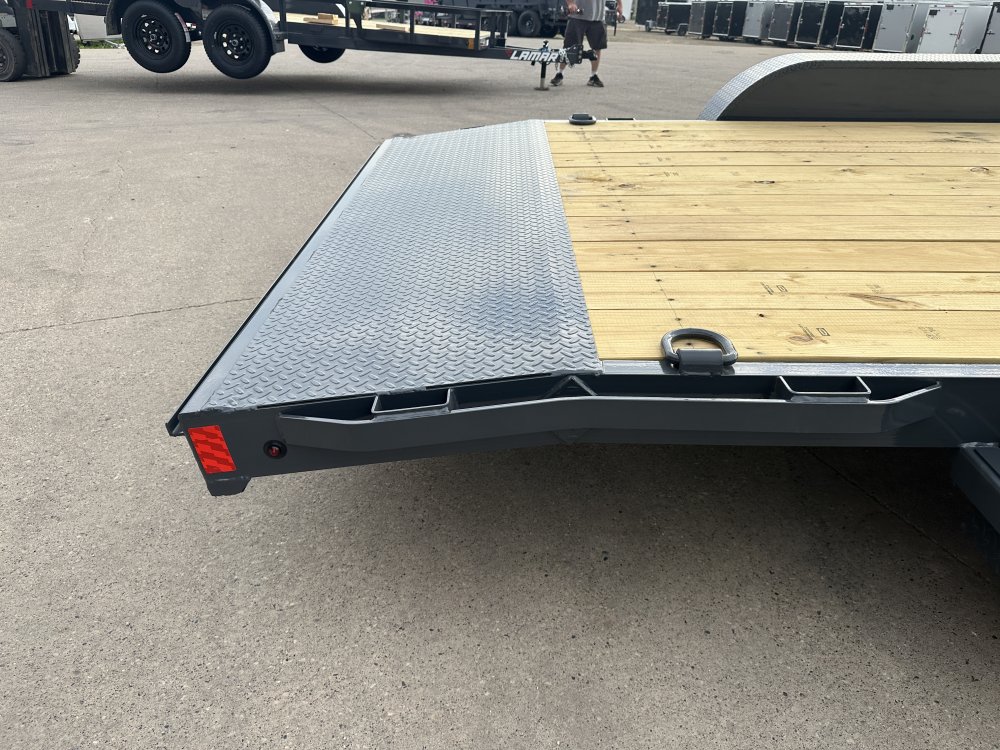 2025 Lamar Trailers 83X18 Car Hauler