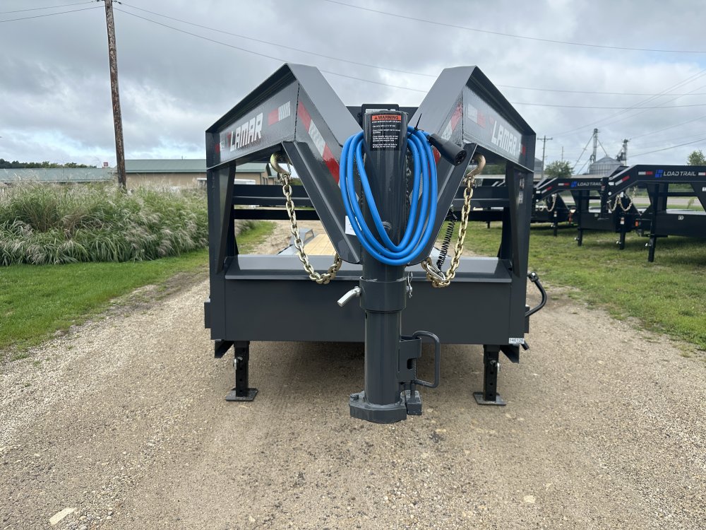 2026 Lamar Trailers 102X32 Gooseneck Car Hauler Trailer