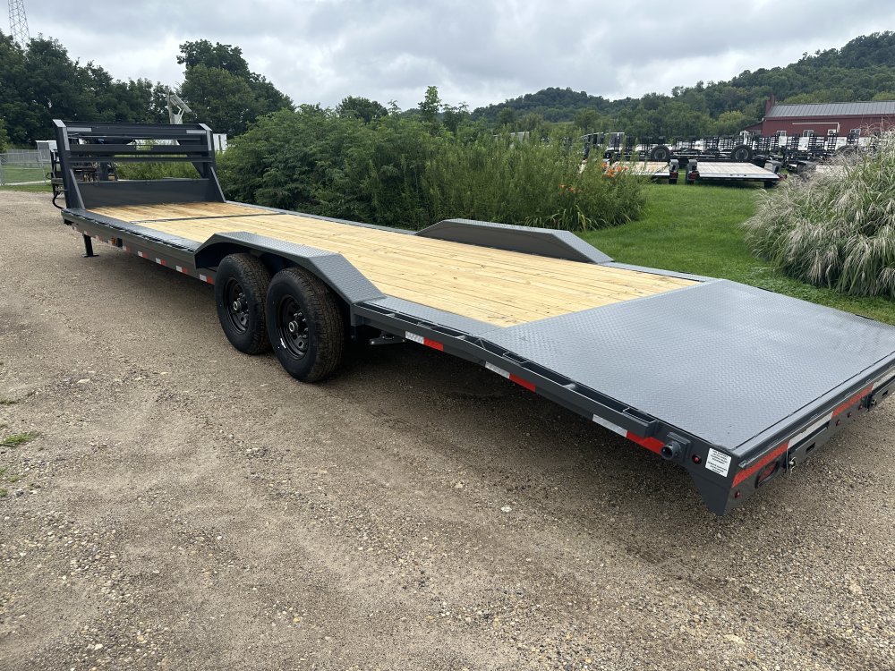 2026 Lamar Trailers 102X32 Gooseneck Car Hauler Trailer