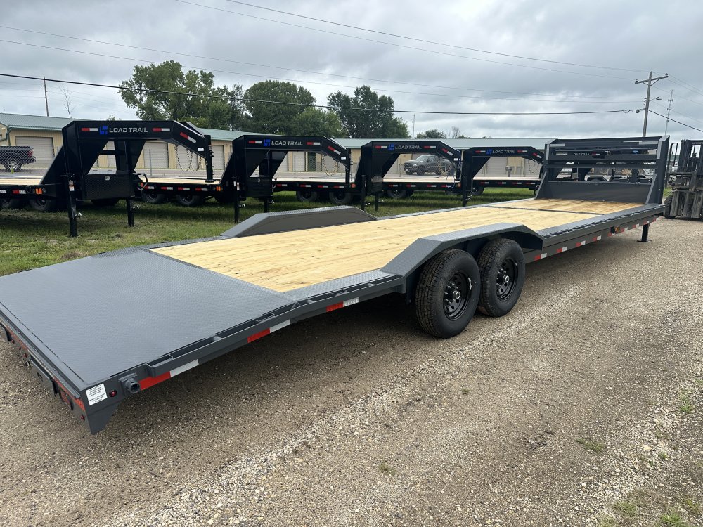 2026 Lamar Trailers 102X32 Gooseneck Car Hauler Trailer