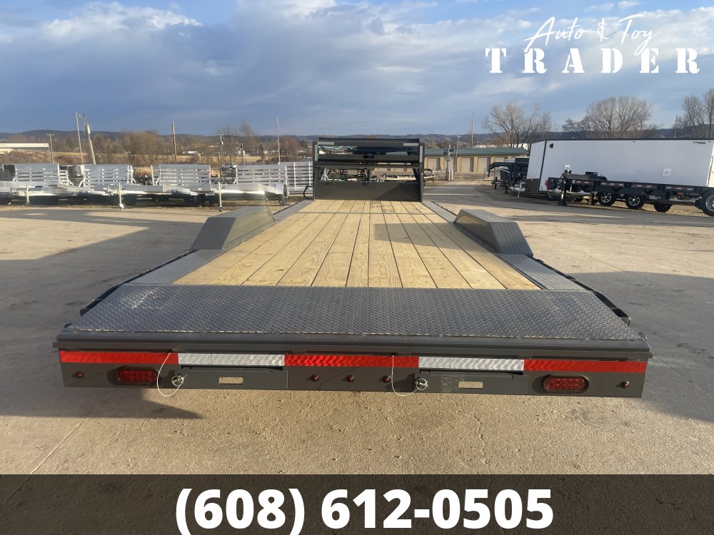 2026 Lamar Trailers 102X28 Gooseneck Car Hauler Trailer