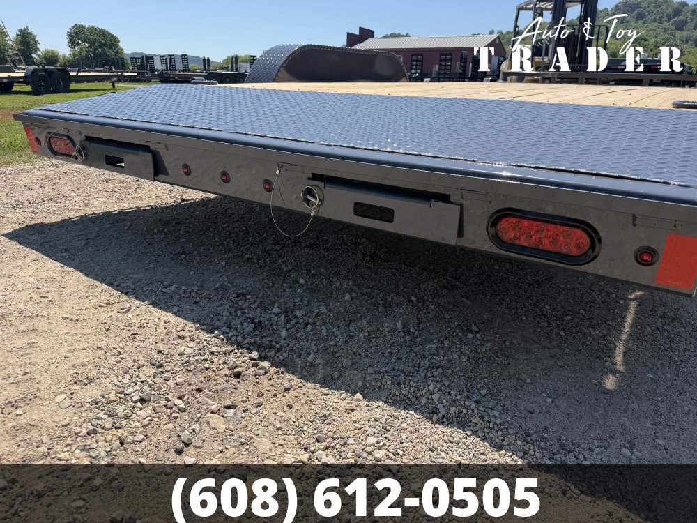 2027 Lamar Trailers 83X18 Car Hauler