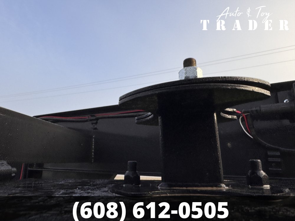 2027 Load Trail 102X28 Gooseneck Deckover Trailer