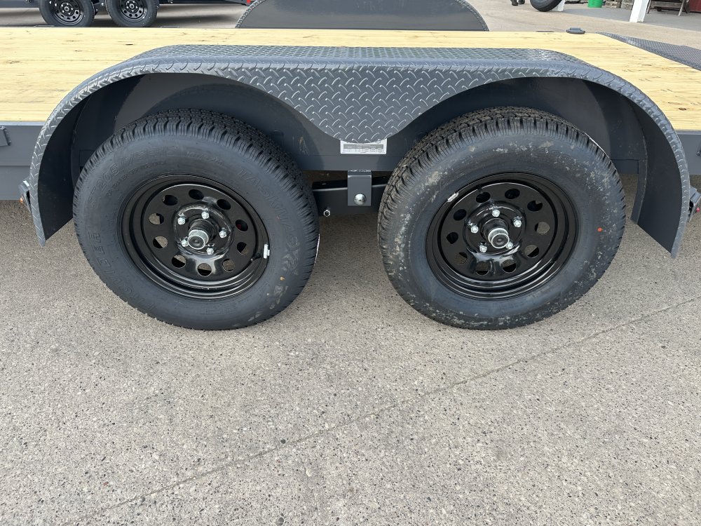 2025 Lamar Trailers 83X18 Car Hauler