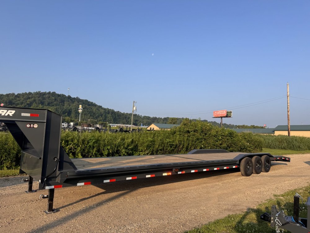 2026 Lamar Trailers 102X40 Gooseneck Car Hauler Trailer