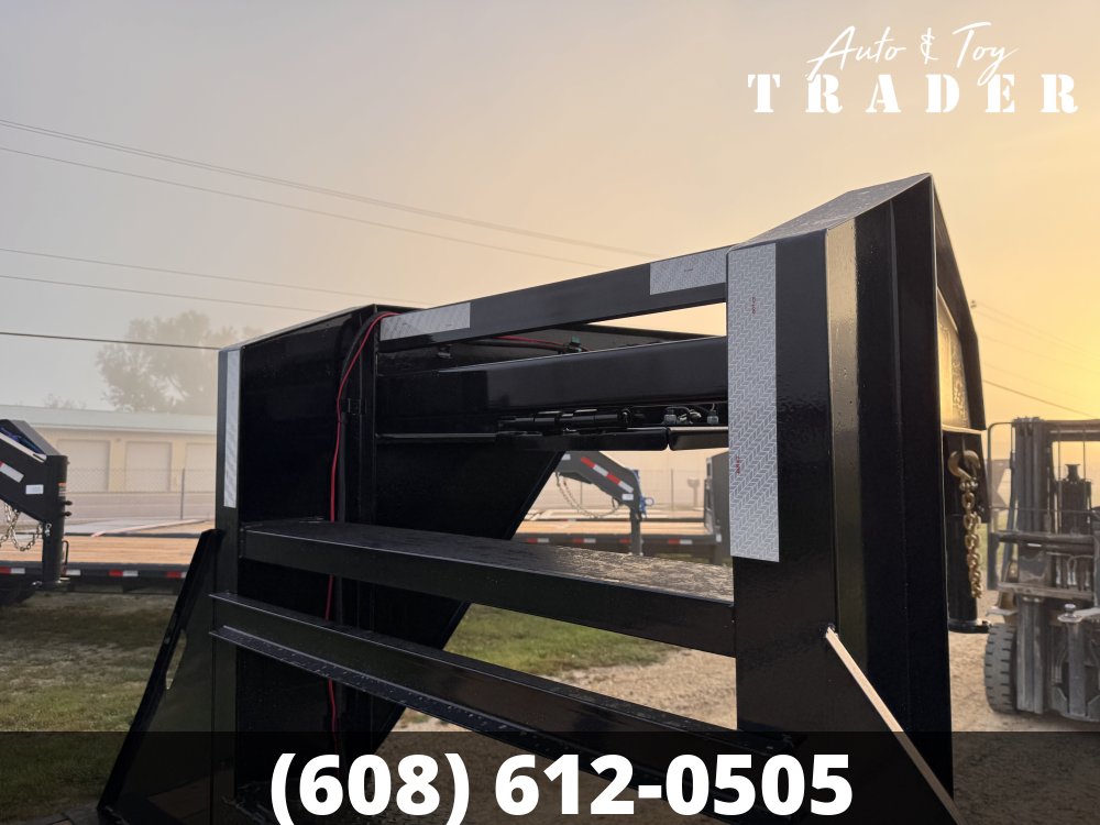 2027 Load Trail 102X32 Gooseneck Deckover Trailer