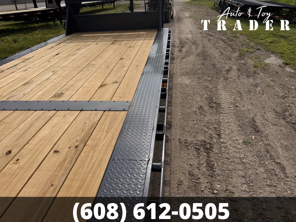 2027 Lamar Trailers 102X36 Gooseneck Car Hauler Trailer
