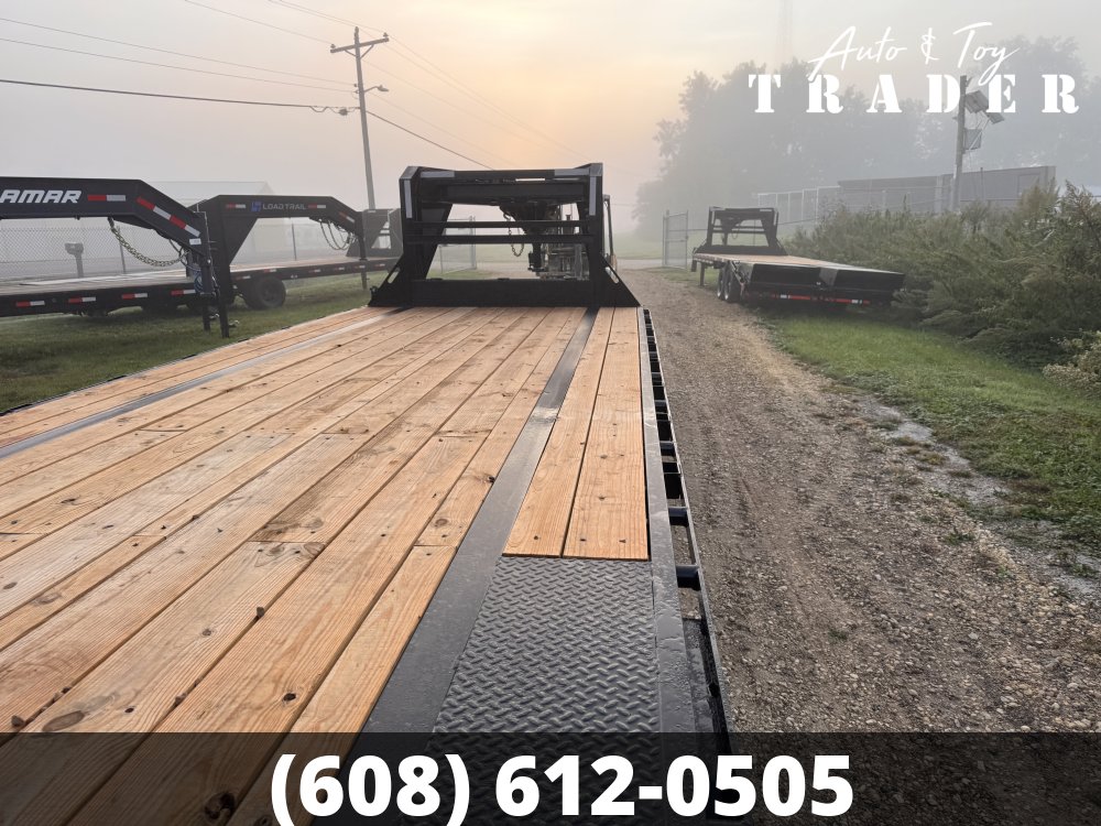 2027 Load Trail 102X30 Gooseneck Deckover Trailer
