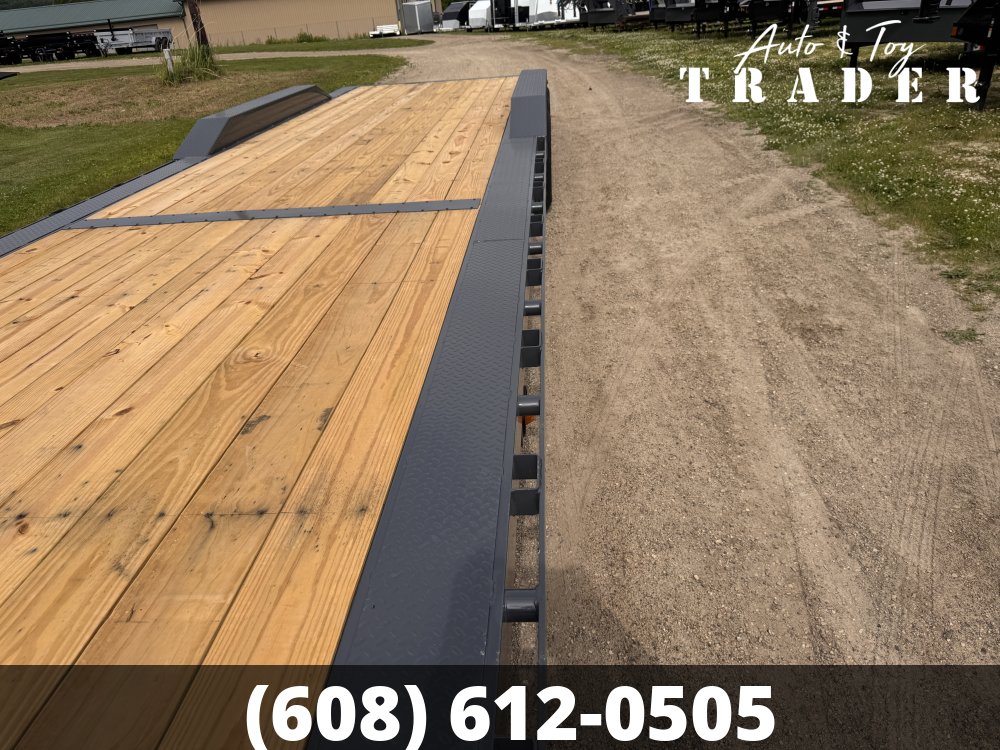 2027 Lamar Trailers 102X40 Gooseneck Car Hauler Trailer