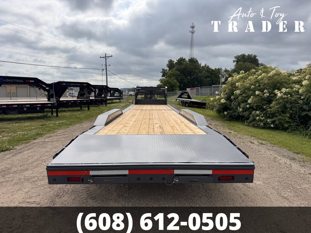 2027 Lamar Trailers 102X40 Gooseneck Car Hauler Trailer