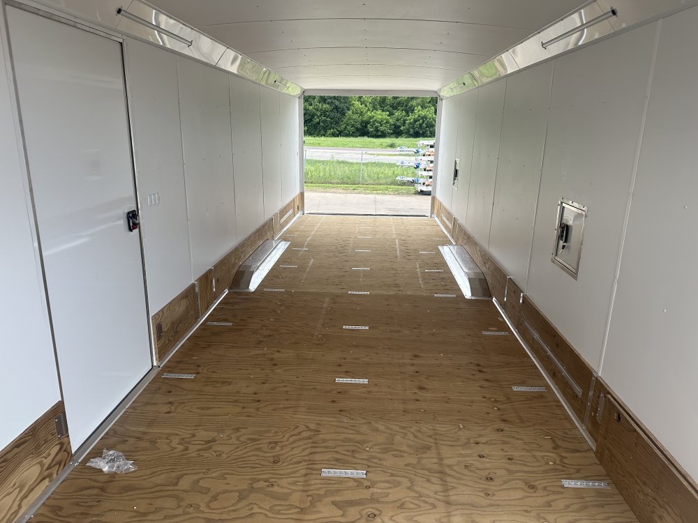 2026 NEO Trailers 8.5X26 Aluminum NMS Snowmobile Trailer