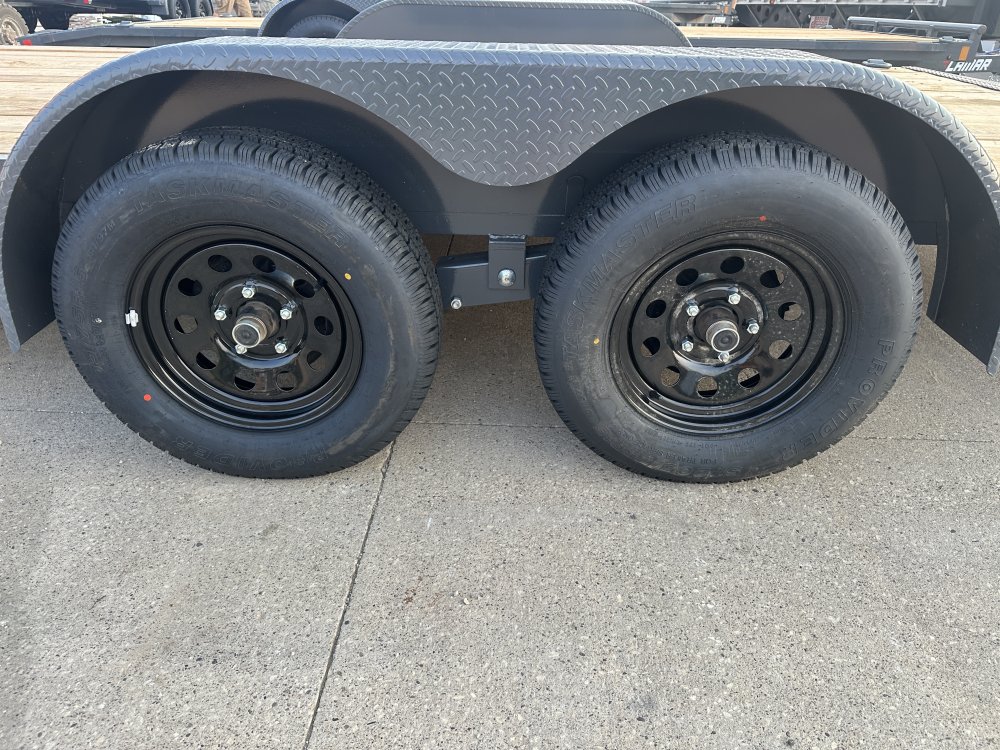 2026 Lamar Trailers 83X20 Car Hauler