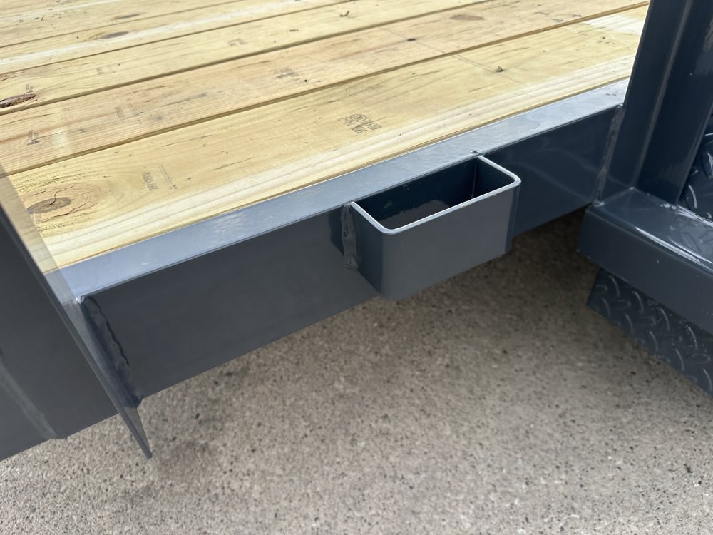 2025 Lamar Trailers 83X16 Utility Trailer
