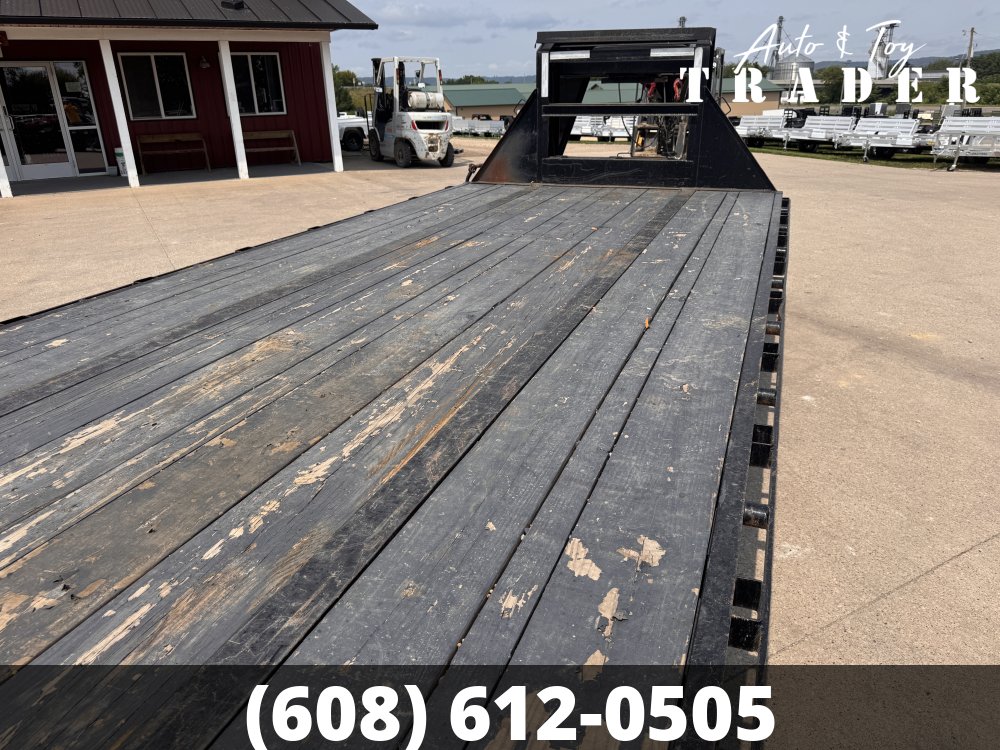 2021 Load Trail 102 X 32 Low Profile Gooseneck Deckover