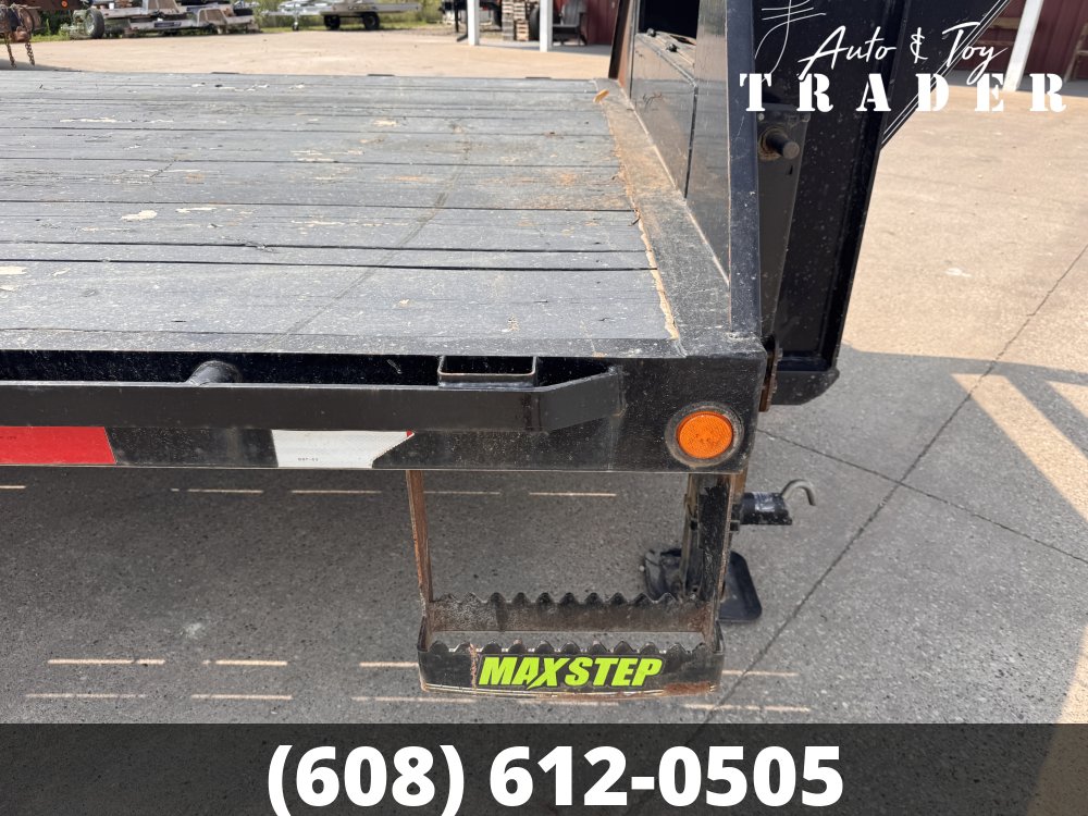 2021 Load Trail 102 X 32 Low Profile Gooseneck Deckover