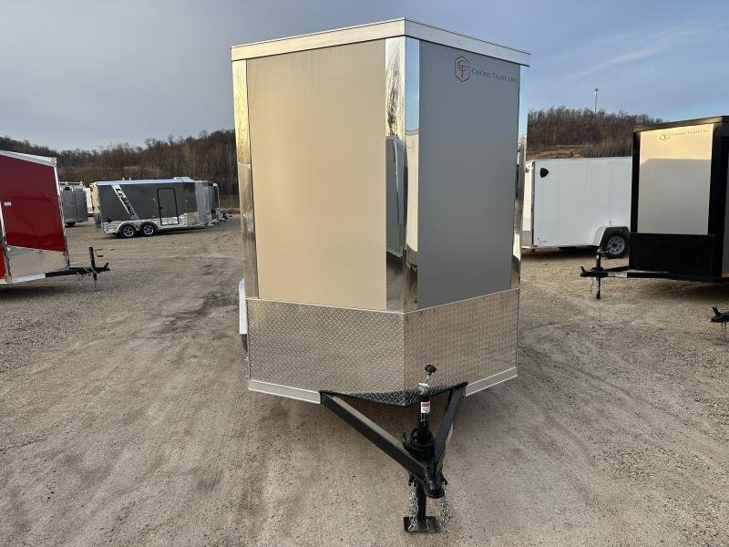 x Cross Trailers Enclosed Cargo
