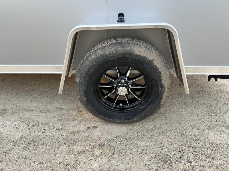 x Cross Trailers Enclosed Cargo