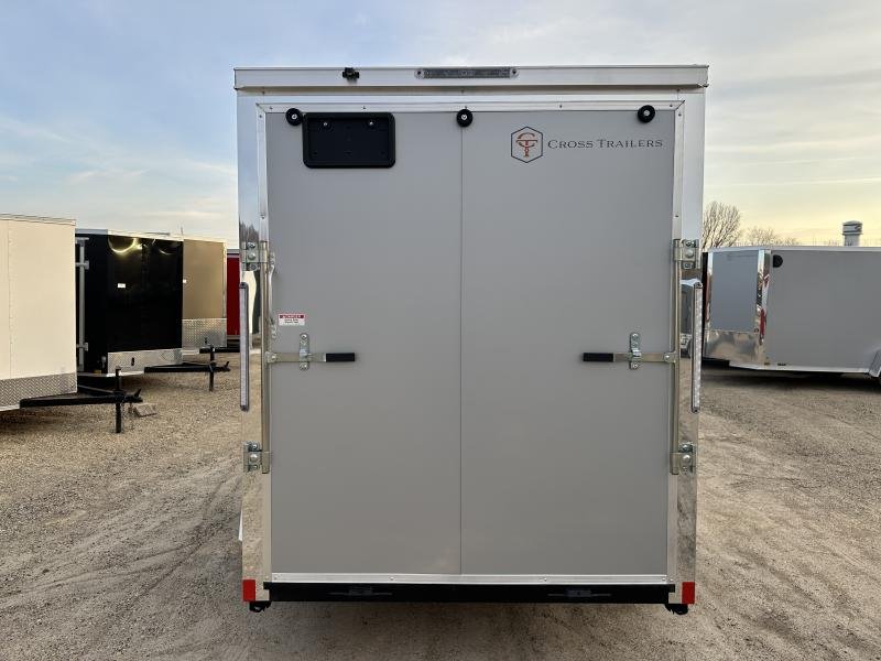 x Cross Trailers Enclosed Cargo