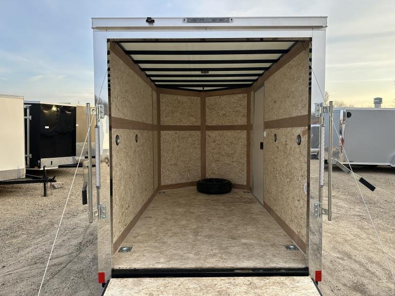 x Cross Trailers Enclosed Cargo