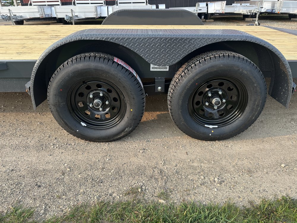 2025 Lamar Trailers 83X20 Car Hauler