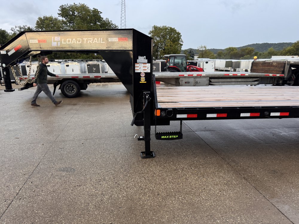 2026 Load Trail 102X30 Gooseneck Deckover Trailer