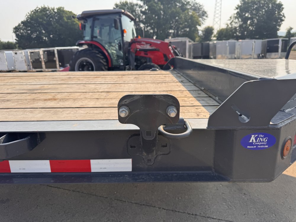 2024 Iron Bull 83X22 Car Hauler Trailer