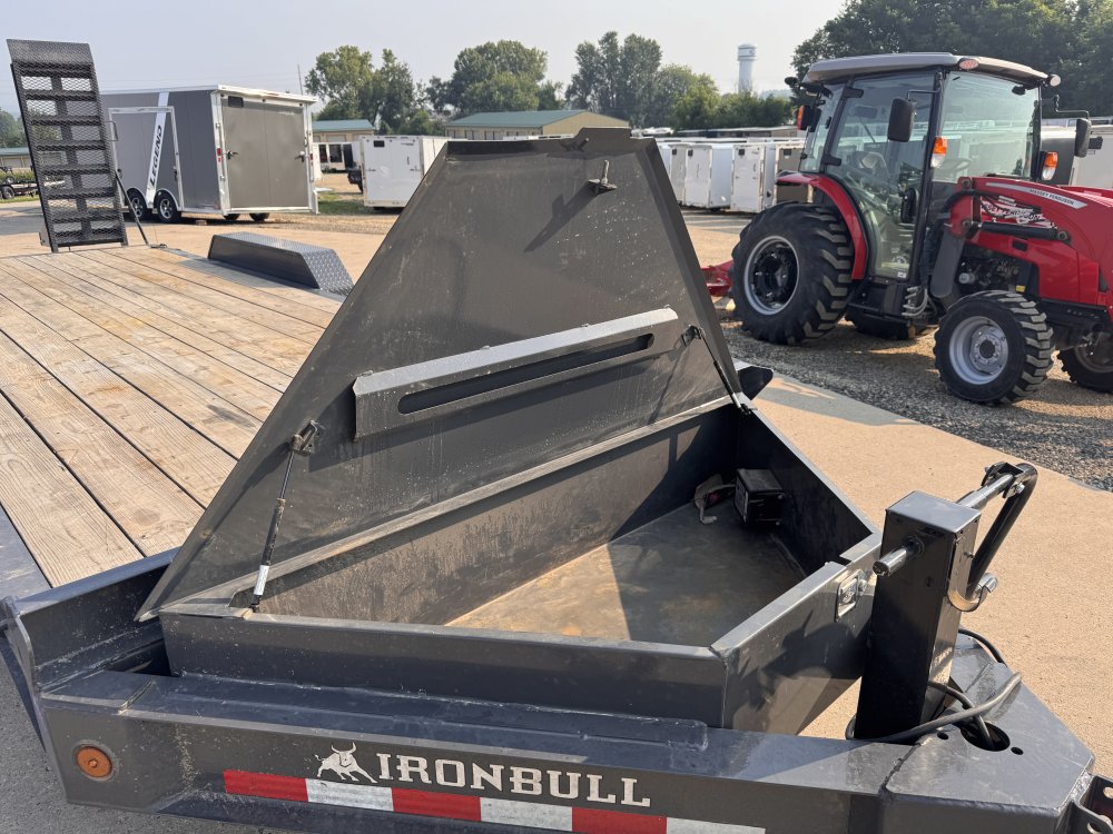 2024 Iron Bull 83X22 Car Hauler Trailer