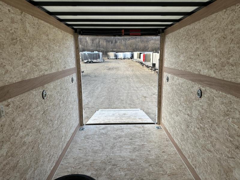 x Cross Trailers Enclosed Cargo