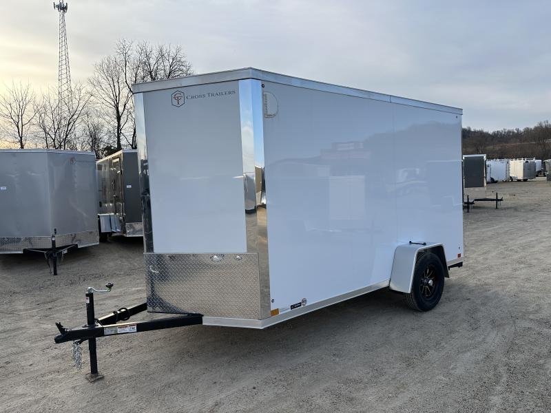 x Cross Trailers Enclosed Cargo