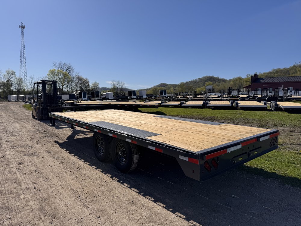 2025 Lamar Trailers 102X20 Deckover Trailer