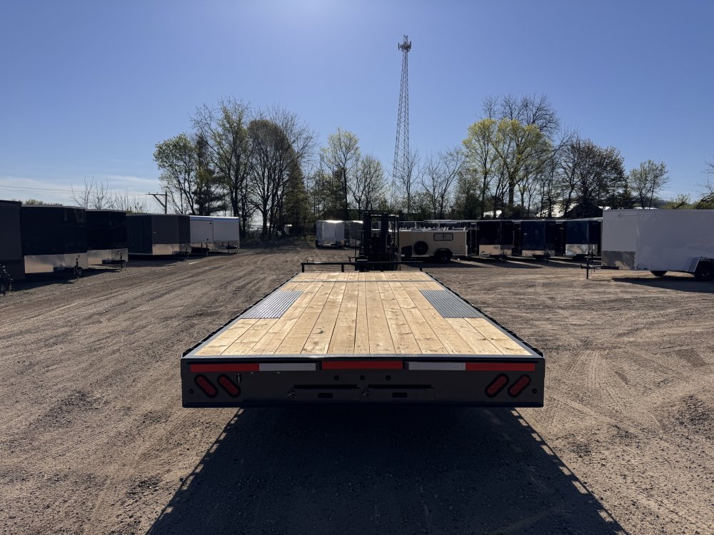 2025 Lamar Trailers 102X22 Deckover Trailer