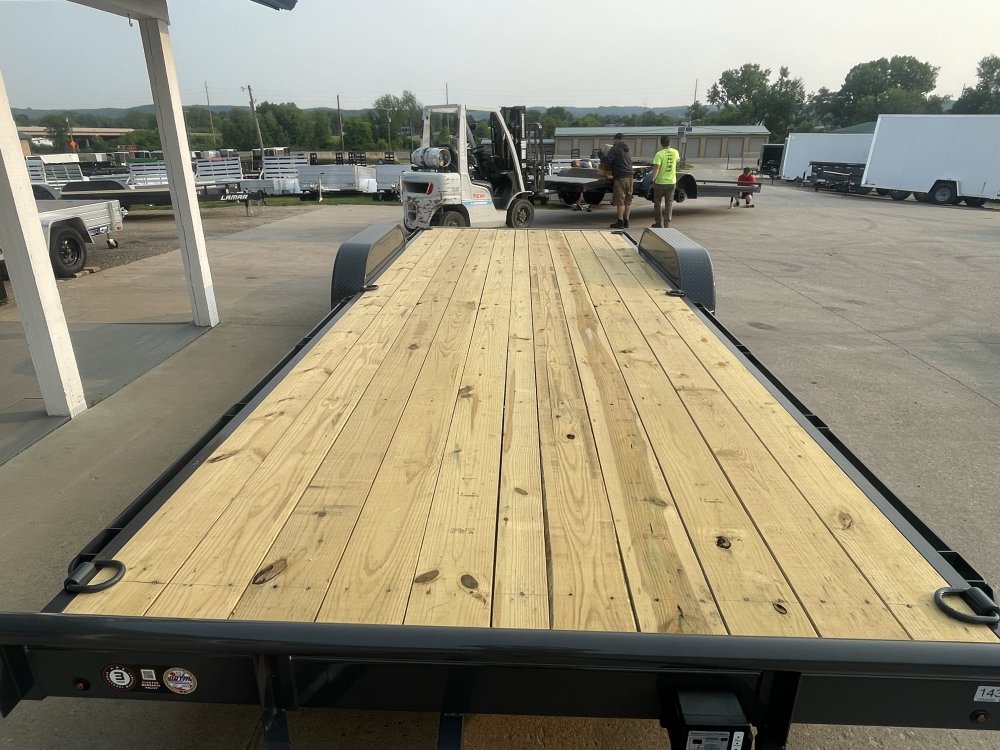 2025 Lamar Trailers 83X22 Car Hauler