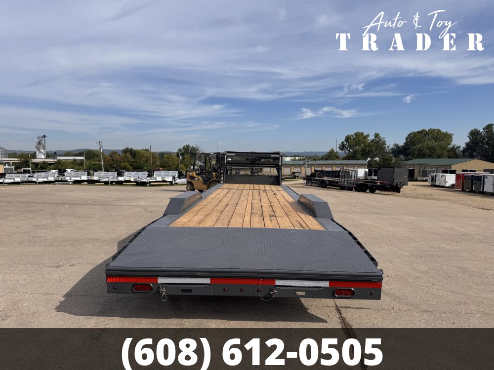 2027 Lamar Trailers 102X32 Gooseneck Car Hauler Trailer
