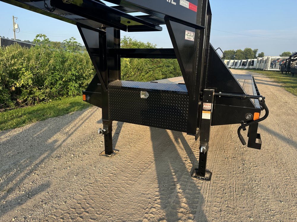 2026 Load Trail 102X30 Gooseneck Deckover Trailer