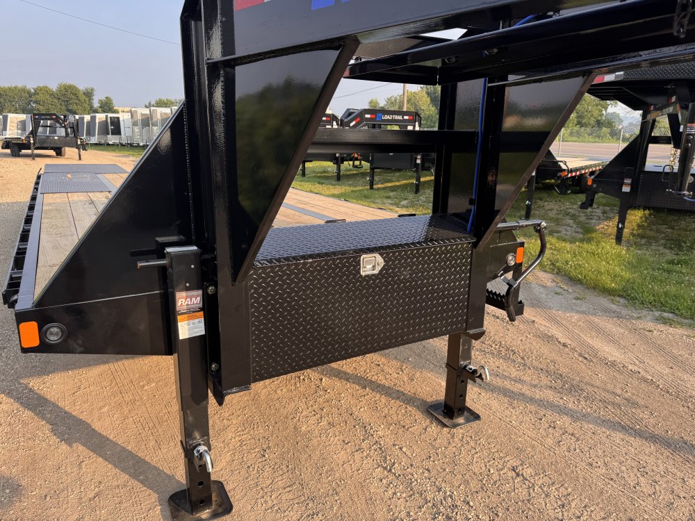 2026 Load Trail 102X25 Gooseneck Deckover Equipment Trailer