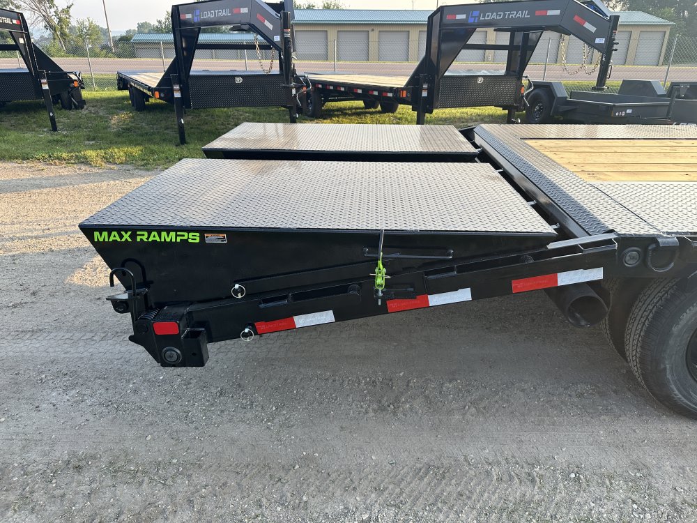 2026 Load Trail 102X25 Gooseneck Deckover Equipment Trailer