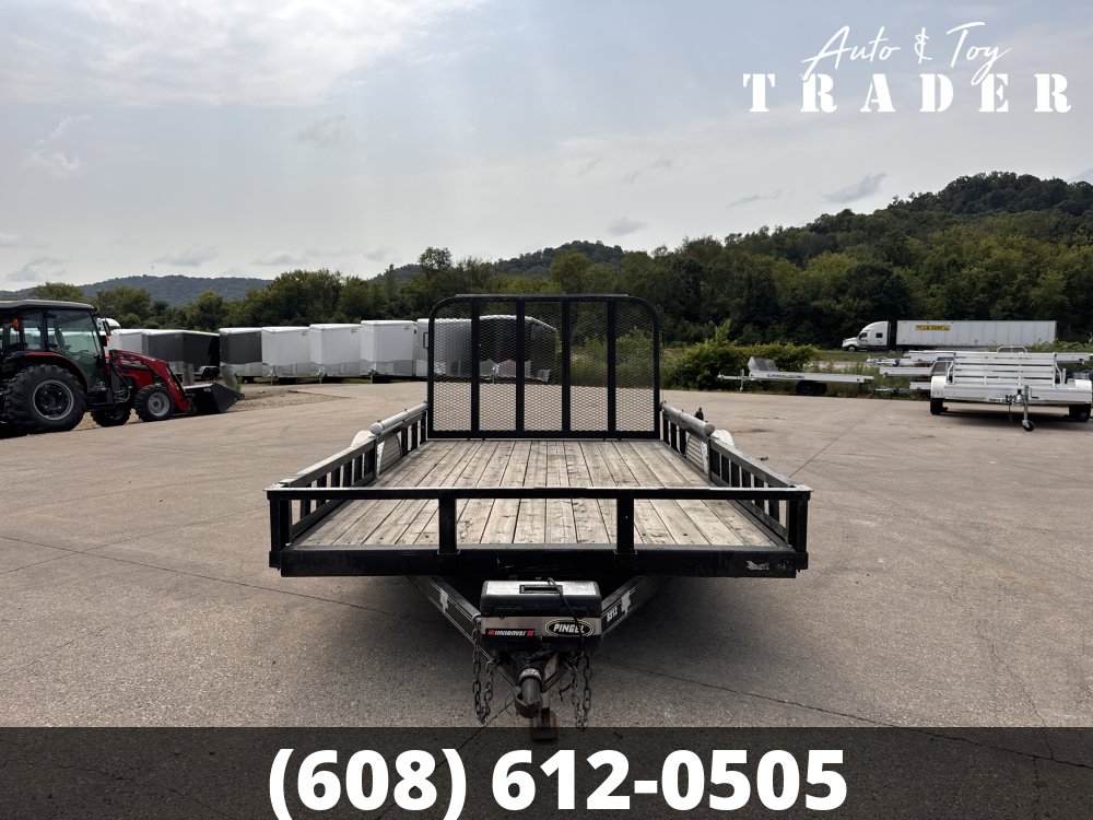 2011 PJ 83X12 Utility Trailer