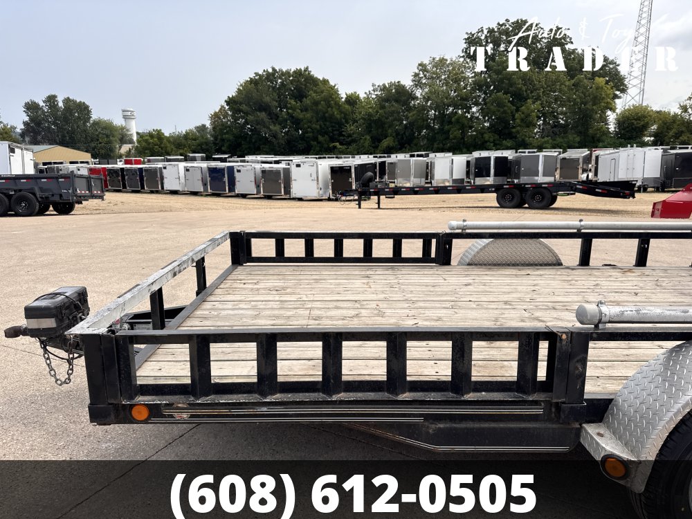 2011 PJ 83X12 Utility Trailer