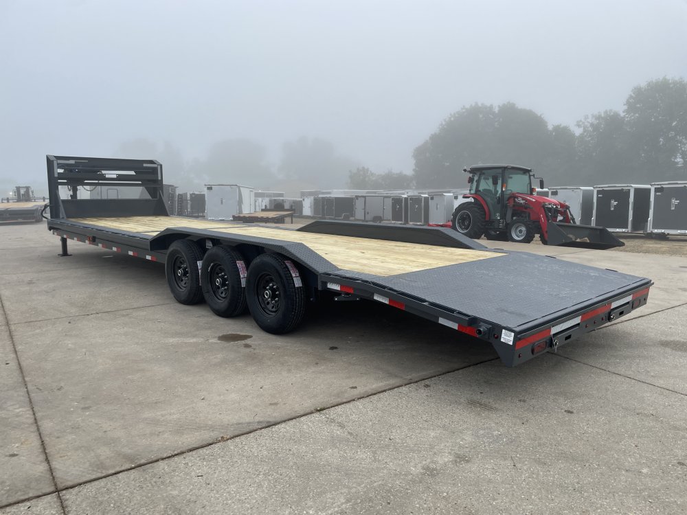 2026 Lamar Trailers 102X32 Gooseneck Car Hauler Trailer