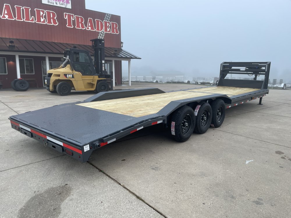 2026 Lamar Trailers 102X32 Gooseneck Car Hauler Trailer