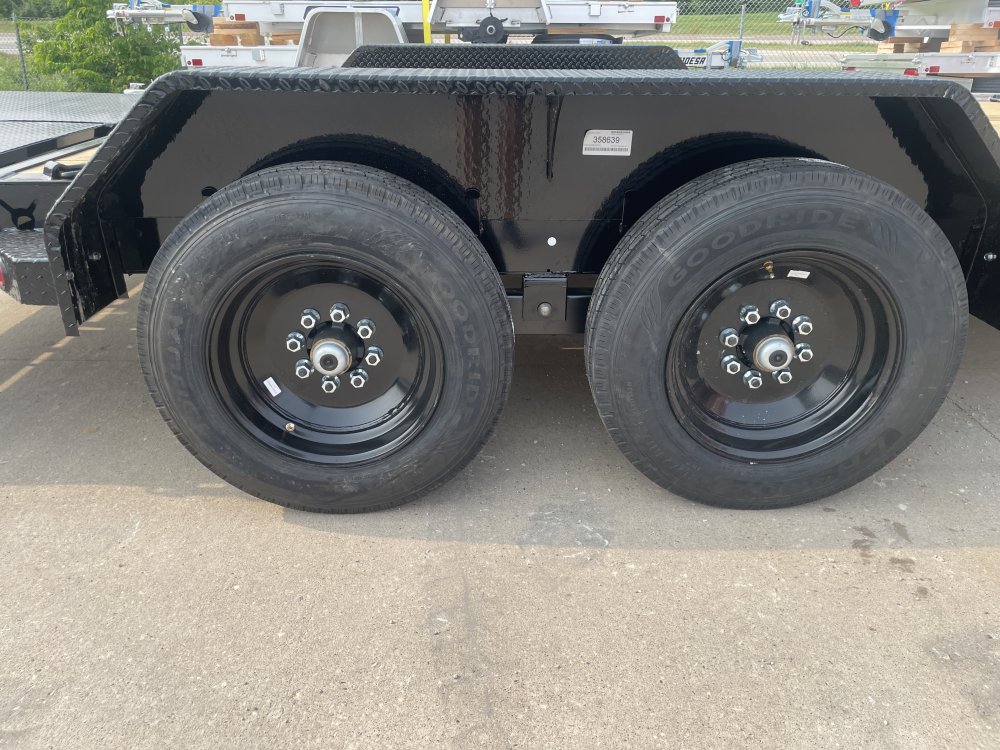 2025 Load Trail 83X20 Car Hauler