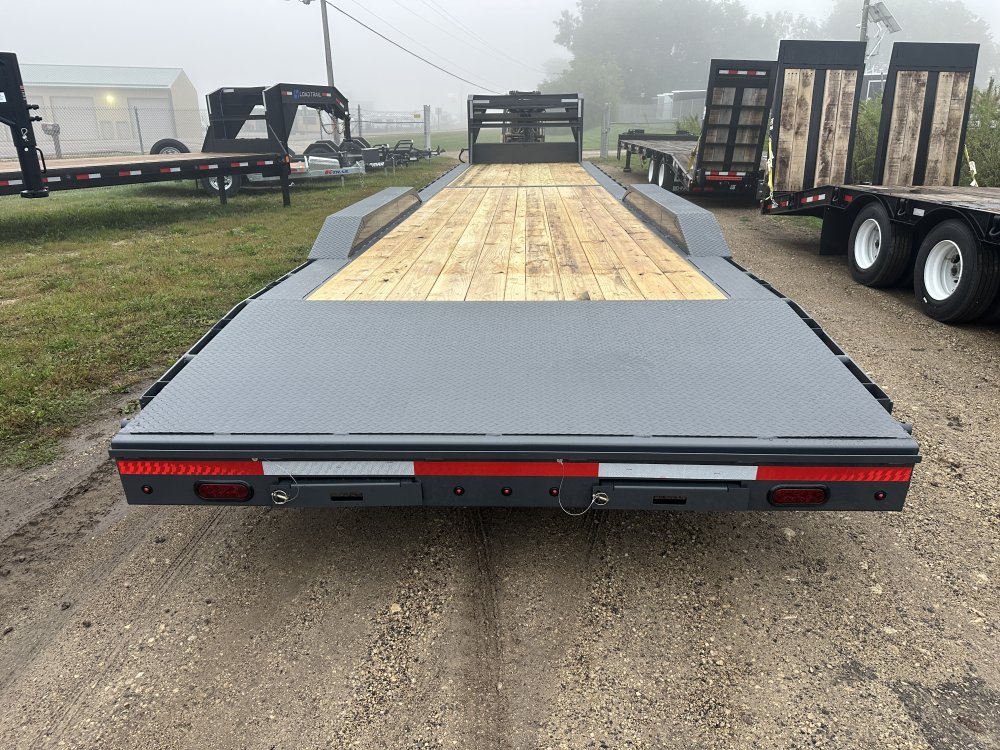 2026 Lamar Trailers 102X40 Gooseneck Car Hauler Trailer