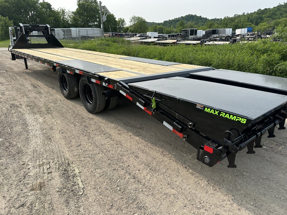 2025 Load Trail 102X34 Gooseneck Deckover Trailer