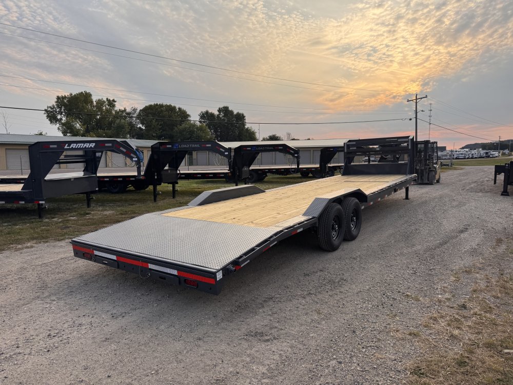 2026 Lamar Trailers 102X32 Gooseneck Car Hauler Trailer