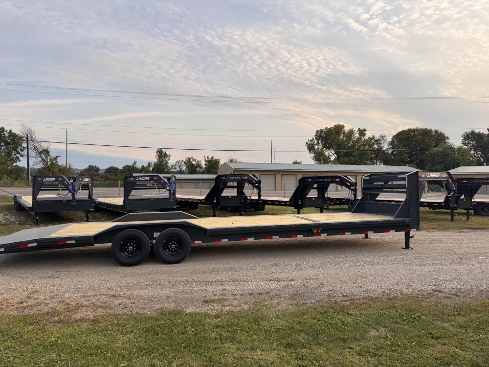 2026 Lamar Trailers 102X32 Gooseneck Car Hauler Trailer