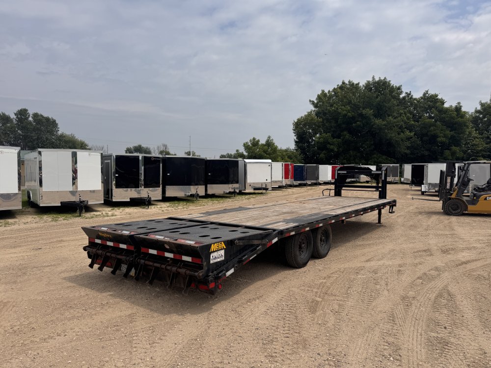 2020 Big Tex 102X30 Gooseneck Deckover Trailer