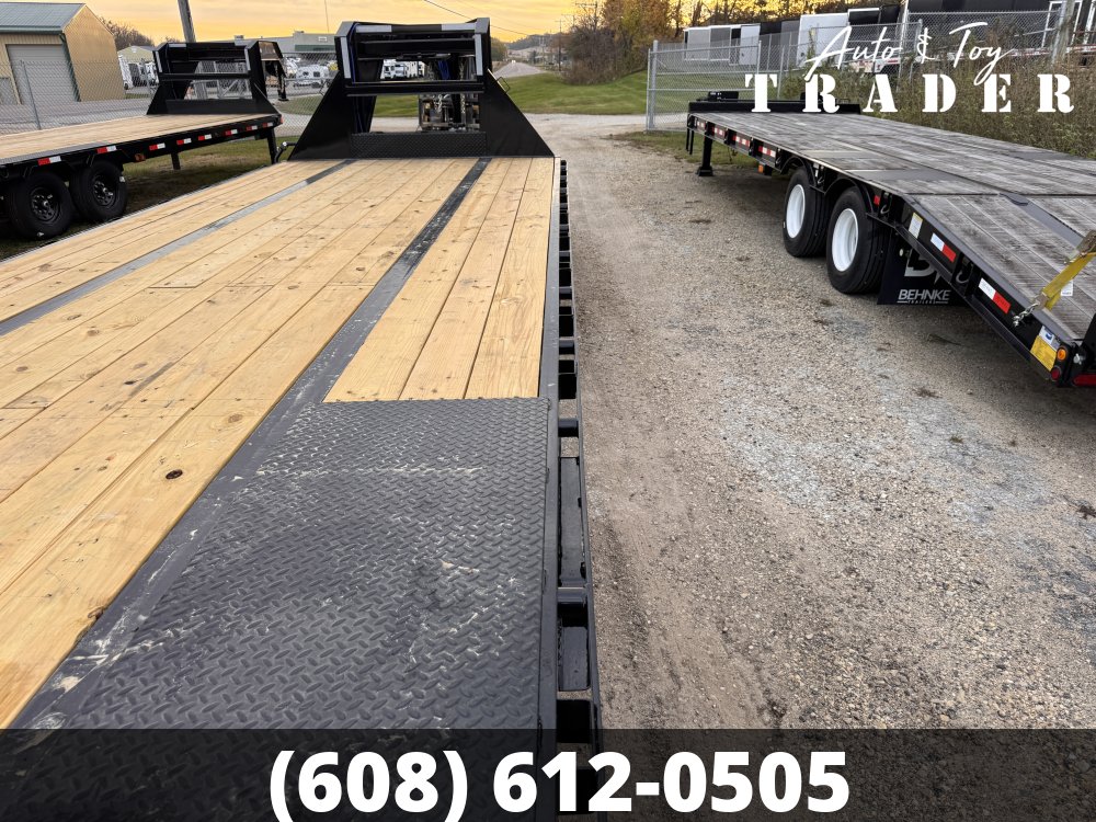 2026 Load Trail 102X32 Gooseneck Deckover Trailer